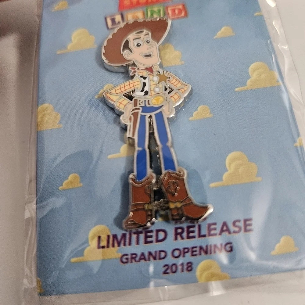 Toy story woody limited release pin
